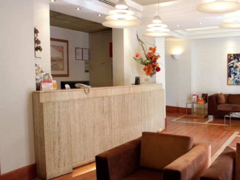 Hotel Exe Domus Aurea Roma Esterno foto
