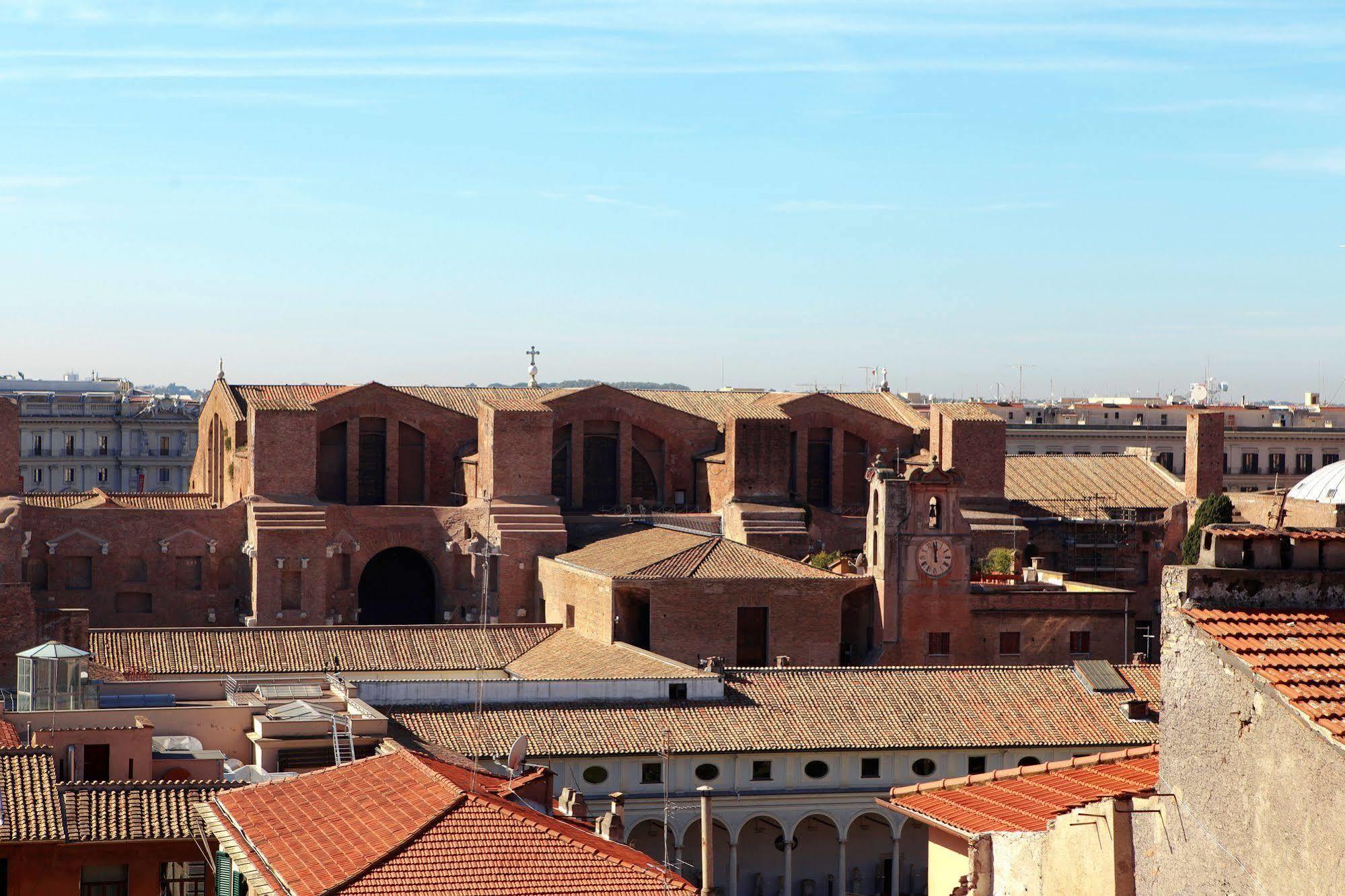 Hotel Exe Domus Aurea Roma Esterno foto